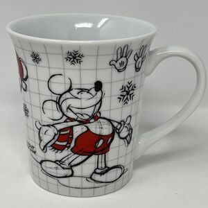 12-Oz Disney Mickey Mouse Santa Hat Christmas Sketch Coffee Mug Winter Holiday